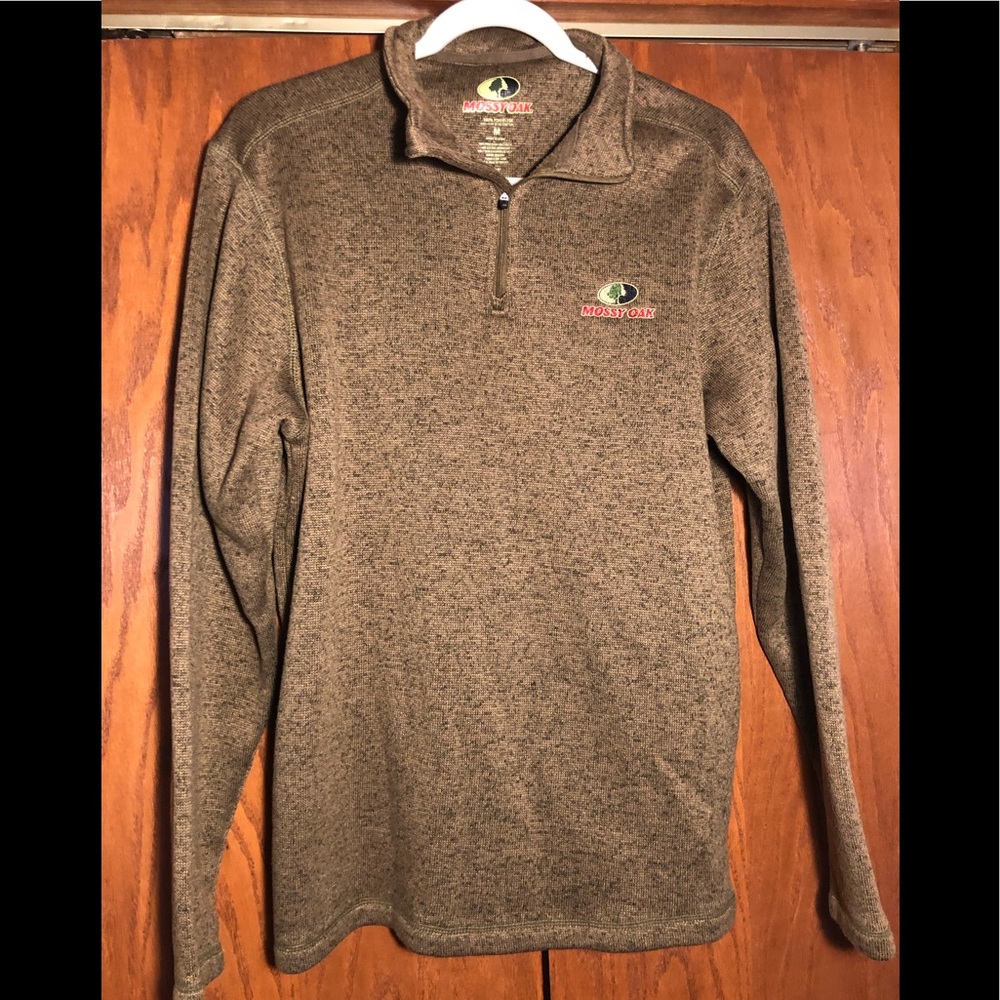 Mossy Oak 1/4 zip sweater size M